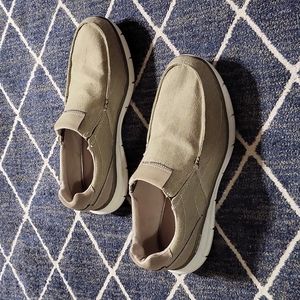 💋Clearout - Tan/khaki slide on boat shoes